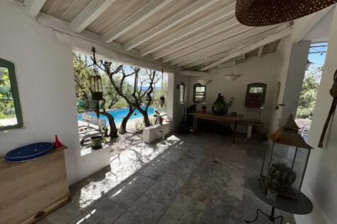 Property Image 29