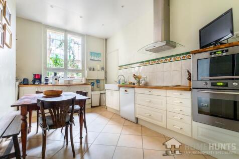 Property Image 9