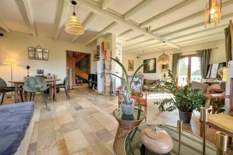 Property Image 19