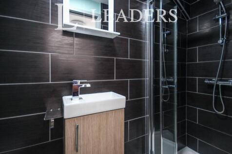 21 spon shared bathr