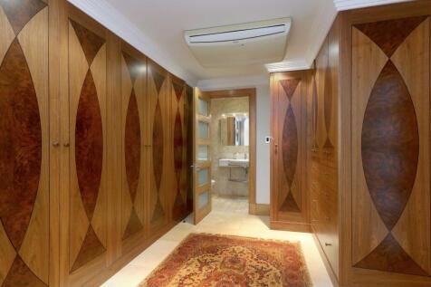 Dressing Room