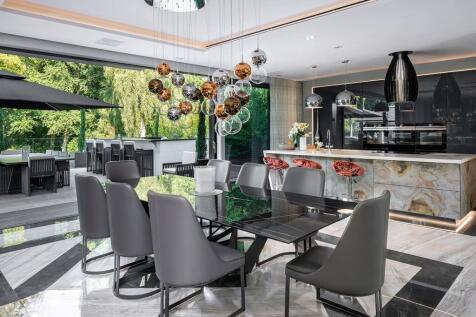 Kitchen/Dining