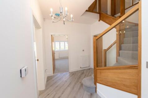 Plot 35 Internal