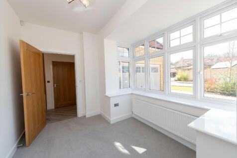Plot 35 Internal