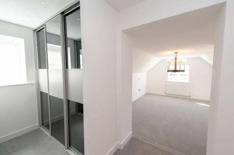 Plot 35 Internal