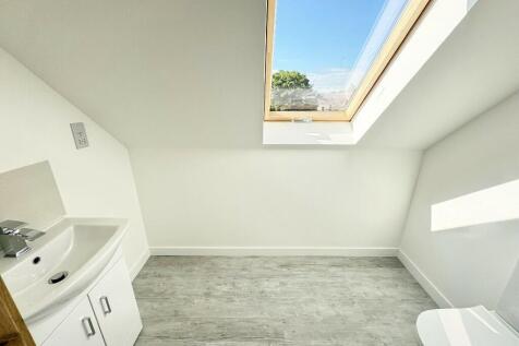 3rd floor toilet