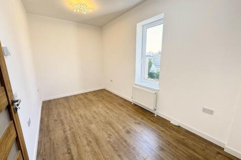 Bedroom 3 (1)