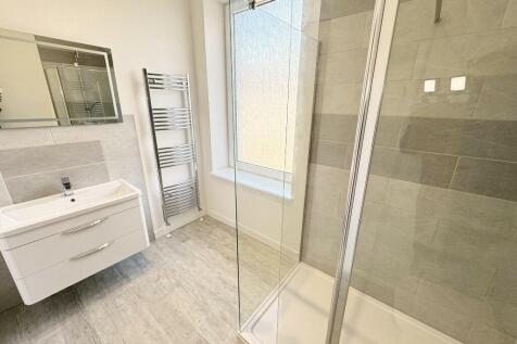 Shower-room 1