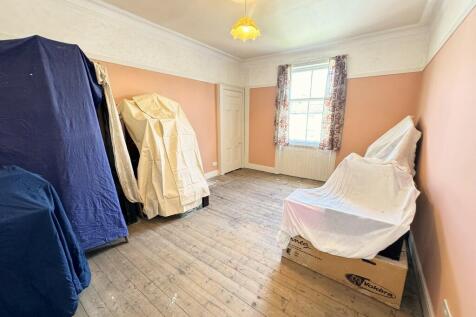 Bedroom 2 (1)