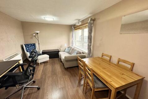 Lounge 1