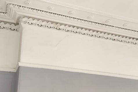 Cornice 2