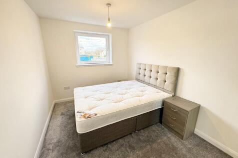 Bedroom 2 (1)