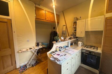 Kitchen 2