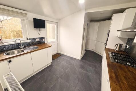 Kitchen 3