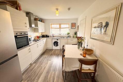 Kitchen 4