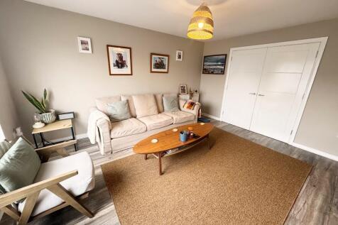 Lounge 3