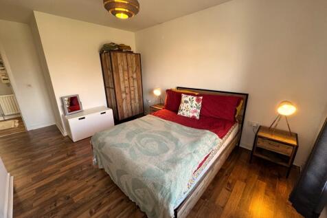 Bed 1 (2)