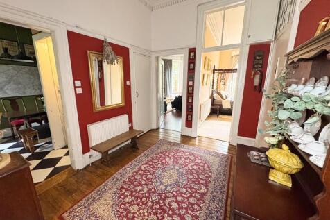 Hall 2