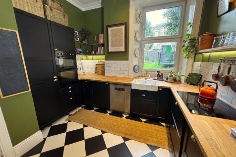 Kitchen 2