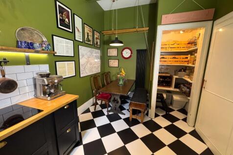 Kitchen 9