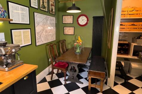 Kitchen 10