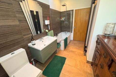 Bathroom 3