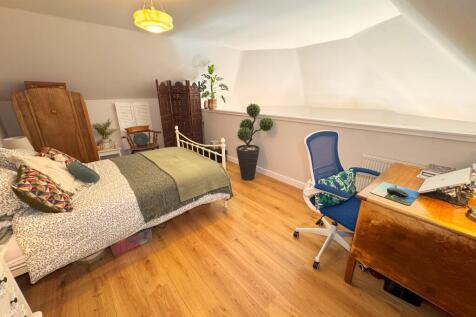 Bedroom 3 (1)