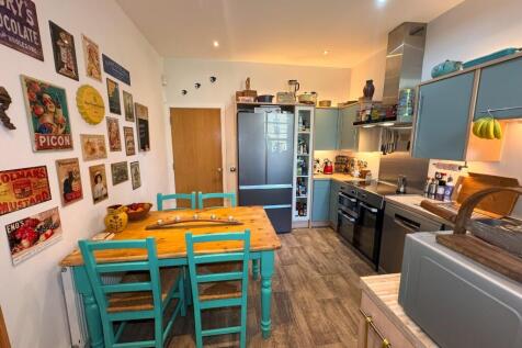 Kitchen 2