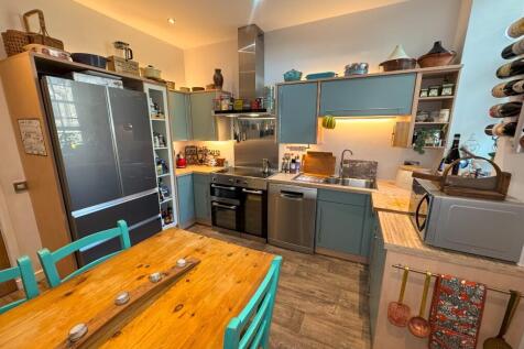 Kitchen 3