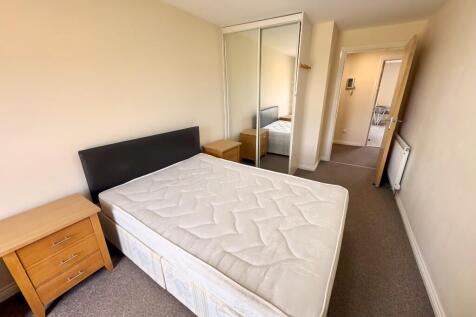 Bed 2 (2)