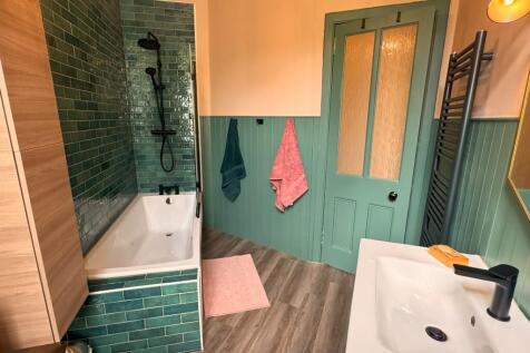 Bathroom 2