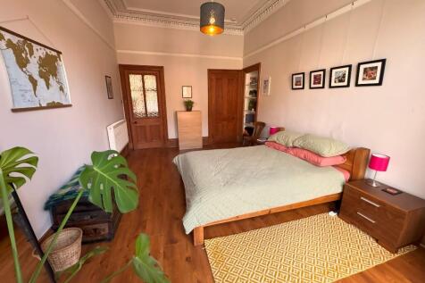 Bedroom 1 (3)
