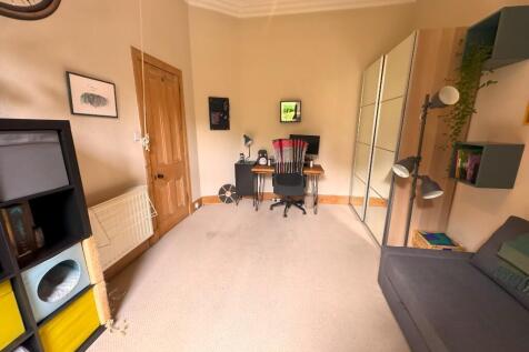 Bedroom 2 (3)