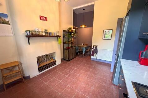 Kitchen 3