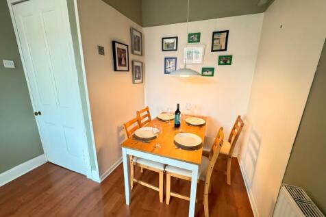 Dining 1
