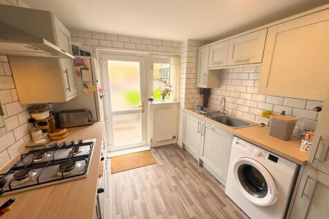 Kitchen 2