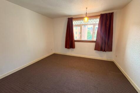 Bedroom 1 (1)