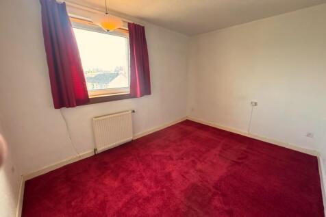 Bedroom 2 (1)