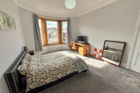 Bedroom 1 (2)