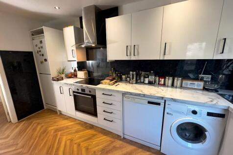 Kitchen 3