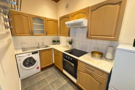 Kitchen 1
