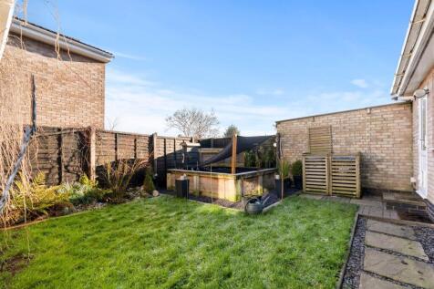 Side Garden with Fish Pool