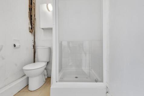 Annex Shower