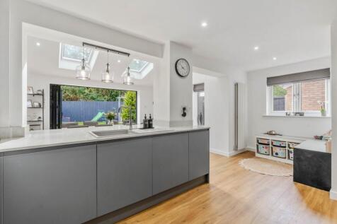 Kitchen Family Room