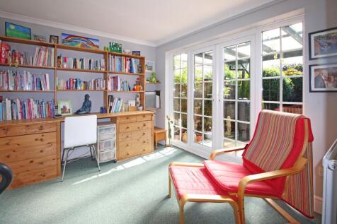 Property Image 4