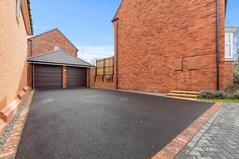 Double Garage Driveway