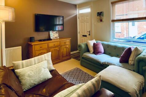 Lounge 3