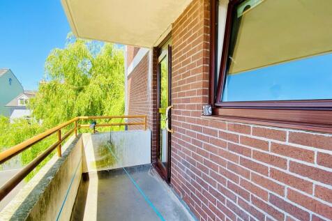 Balcony 2
