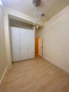 WhatsApp Image 2025-10-31 at 16.08.49 (9).jpeg