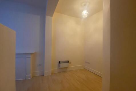 WhatsApp Image 2025-10-31 at 16.08.49 (4).jpeg